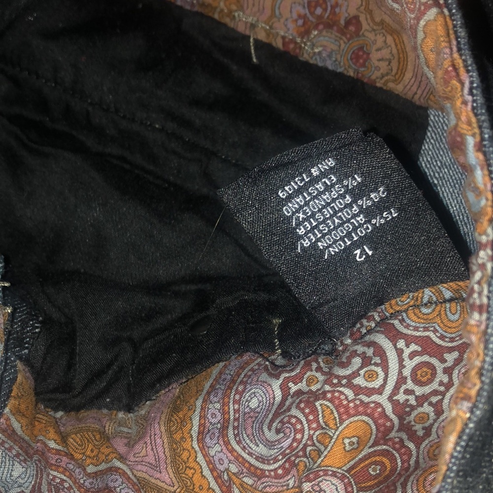 Jeans - Picture 3 of 3